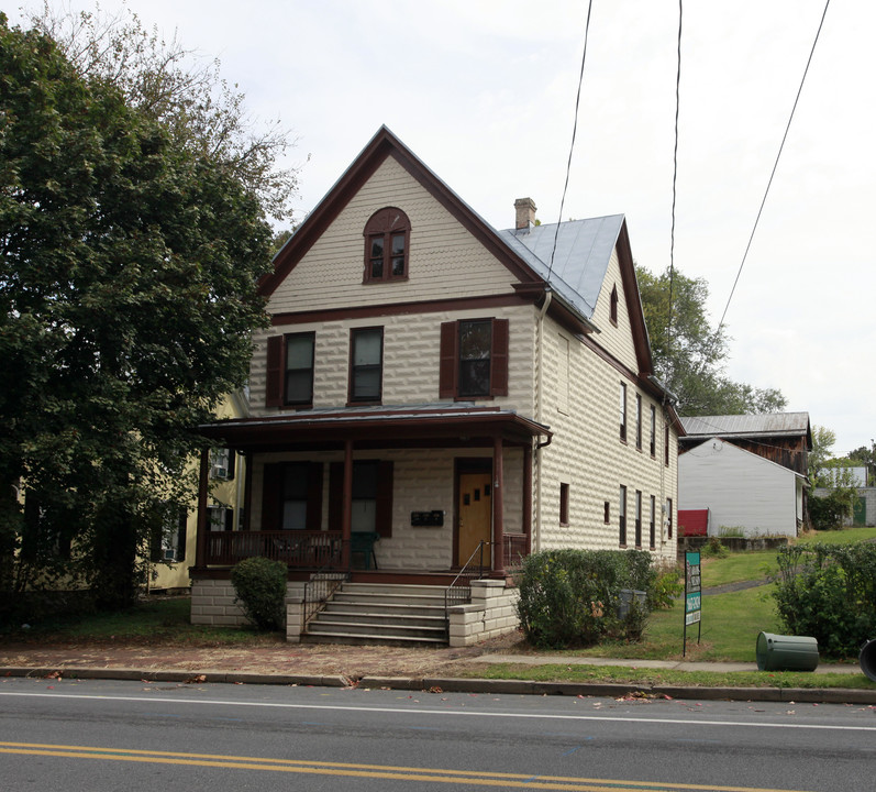 410-412 S Loudoun St in Winchester, VA - Foto de edificio