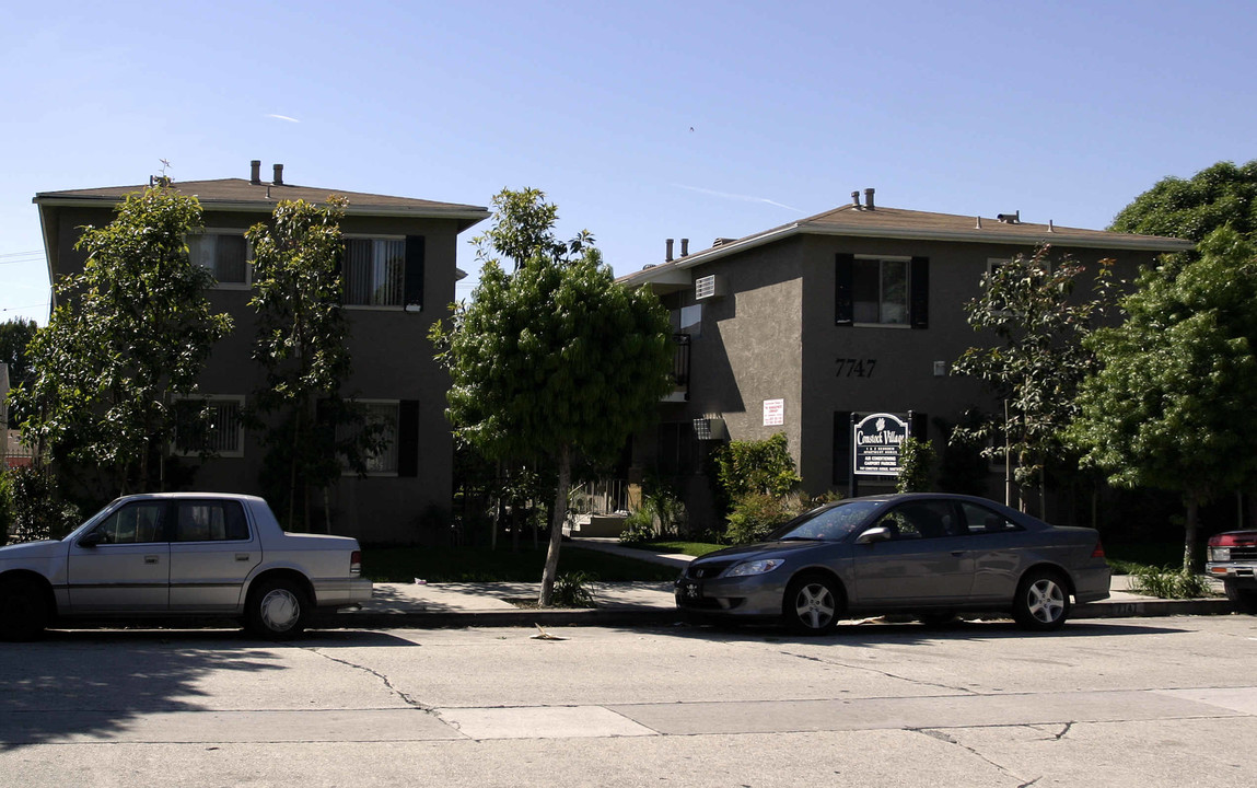 Comstock Avenue Apartments in Whittier, CA - Building Photo