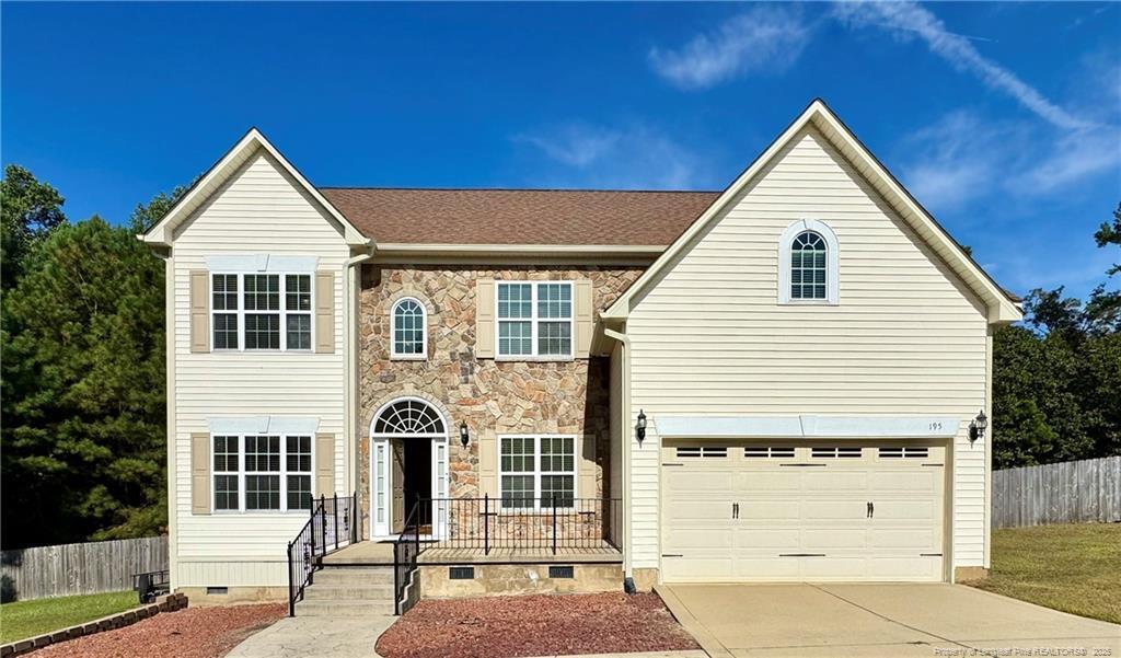 195 Hampshire Court in Raeford, NC - Building Photo