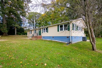 3405 Pebble Dr in Aberdeen, MD - Building Photo - Building Photo