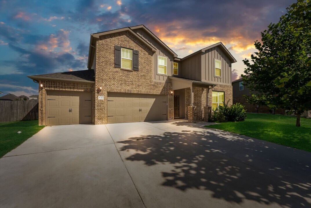 630 Ridgehorn Dr in Canyon Lake, TX - Building Photo
