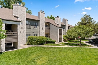Cottonwood Apartments in Salt Lake City, UT - Building Photo - Building Photo