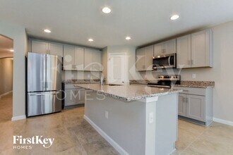 481 Earhart Dr in Davenport, FL - Building Photo - Building Photo