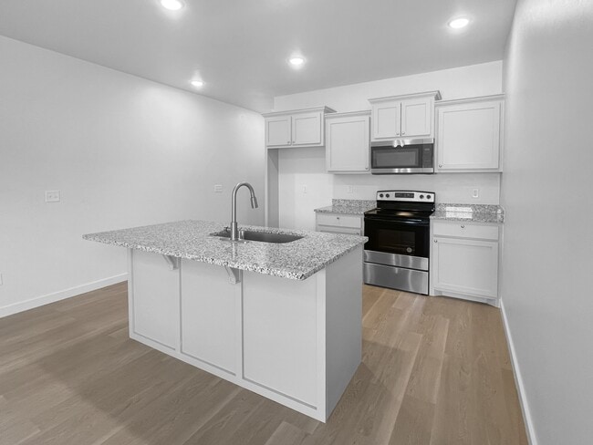 property at 2107 SW McKinley Ave