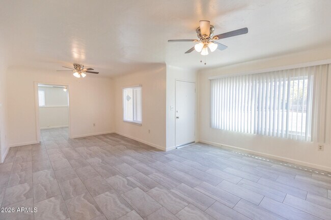 330 E 14th St in Tempe, AZ - Building Photo - Building Photo