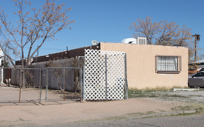 26 W Pennsylvania St in Tucson, AZ - Foto de edificio - Building Photo