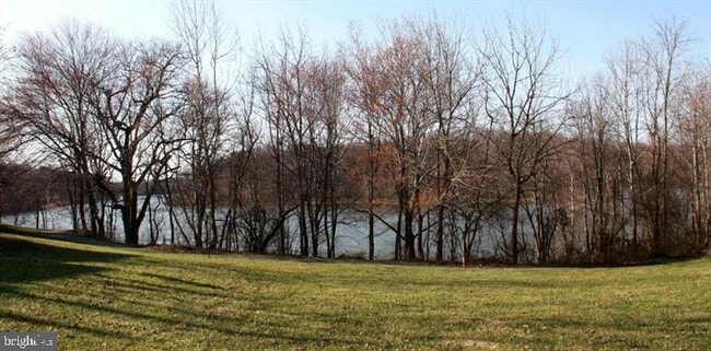 20048 Lake Park Dr in Germantown, MD - Building Photo - Building Photo