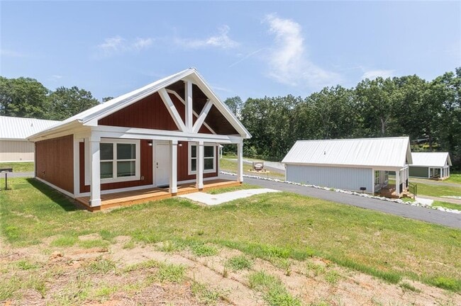 1027 Smyzer Rd in Townville, SC - Building Photo - Building Photo