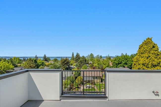 property at 5439 California Ave SW