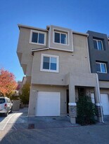 3056 Sterling Ridge Cir in Sparks, NV - Building Photo