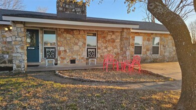 3435 E Old Settlers Blvd in Round Rock, TX - Building Photo - Building Photo