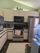 80 Via de Casas Norte, Unit 80 in Boynton Beach, FL - Building Photo - Building Photo