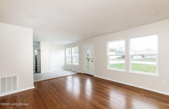 4846 Partridge Run in Louisville, KY - Building Photo - Building Photo