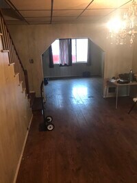 906 Race St photo'