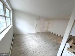 6010 Bingham St in Philadelphia, PA - Building Photo - Building Photo