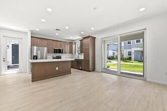 16404 Mirabell Mnr Ln in Westlake, FL - Foto de edificio - Building Photo