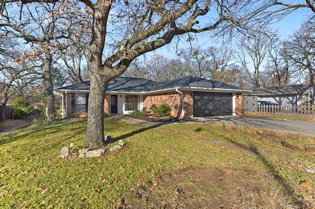 2302 Jacqueline Dr in Denton, TX - Building Photo - Building Photo