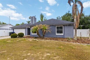 7832 Barberry Dr in Orlando, FL - Building Photo