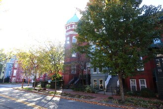 421 Constitution Ave NE in Washington, DC - Building Photo - Building Photo