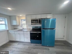 25 W 33rd St in Reading, PA - Building Photo - Building Photo