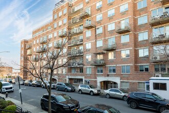 The Crown 580 Condos in Brooklyn, NY - Building Photo - Building Photo