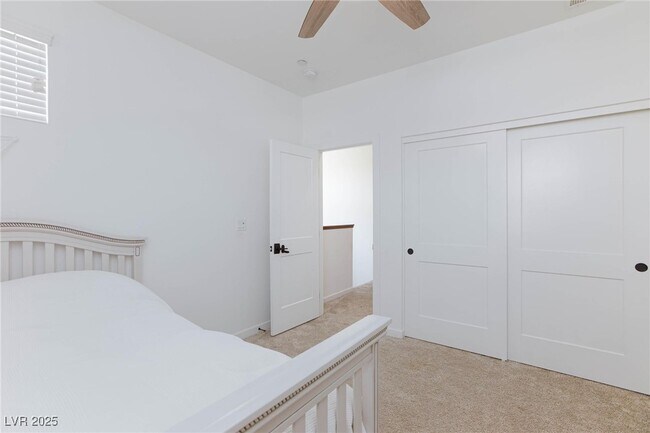 property at 836 Carlon Hls Ave