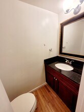 7415 Fountain Head Dr in Annandale, VA - Building Photo - Building Photo