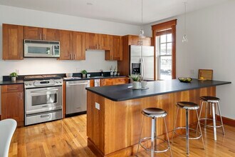432 Norfolk St in Somerville, MA - Building Photo - Building Photo