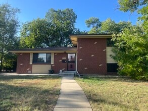 12752 E Park Lane Dr in Aurora, CO - Building Photo - Building Photo