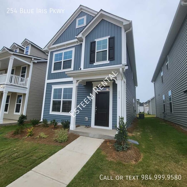 254 Blue Iris Pkwy in Clayton, NC - Building Photo - Building Photo