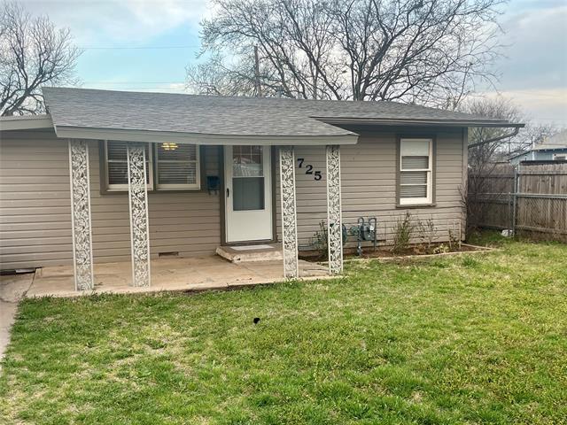 property at 1725 Peach St