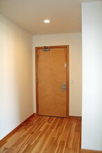 820 NW 12th Ave in Portland, OR - Building Photo - Building Photo
