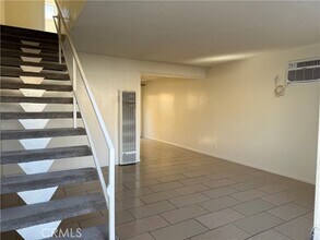 1953 N Parish Pl in Burbank, CA - Building Photo - Building Photo