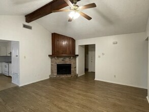 1105 Montreal Dr in Corpus Christi, TX - Building Photo - Building Photo