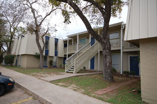 The Grove at Nolan Creek in Belton, TX - Building Photo - Building Photo