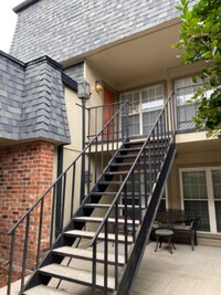 2511 Metairie Lawn Dr