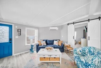 70 Emily Ln in Fort Myers Beach, FL - Building Photo - Building Photo