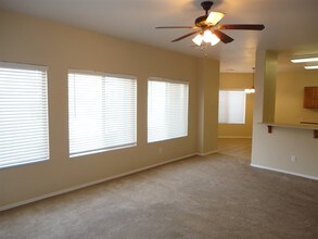 420 E Palomino Way in San Tan Valley, AZ - Building Photo - Building Photo