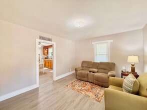 803 Roanoke Ave in South Hill, VA - Building Photo - Building Photo