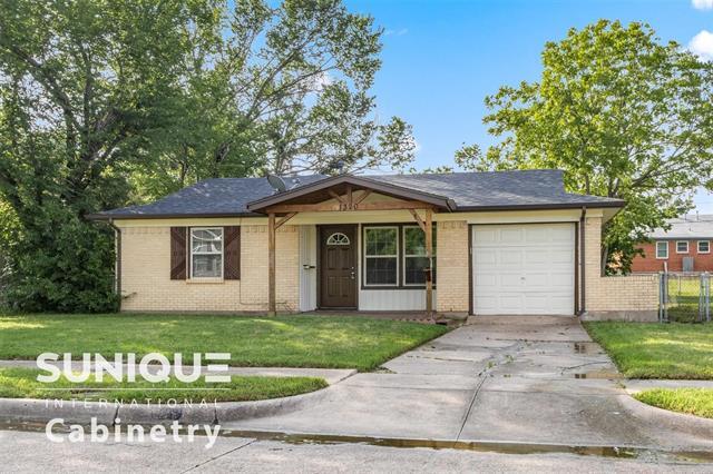 1320 Longview St in Mesquite, TX - Building Photo - Building Photo