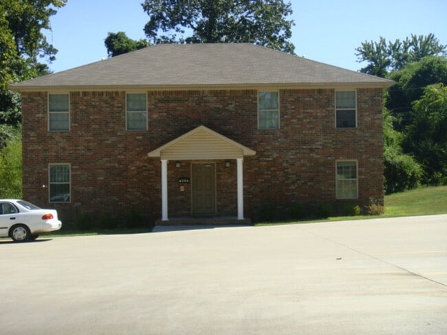 property at 112 E Carthage Ave