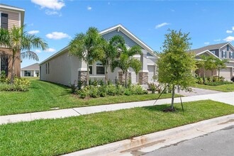 1908 Blissful Dr in Kissimmee, FL - Foto de edificio - Building Photo