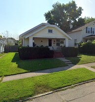 2026 King Ave in Dayton, OH - Building Photo