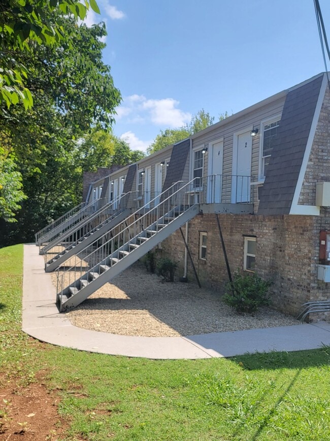 2218 Payne Ave in Alcoa, TN - Building Photo - Building Photo