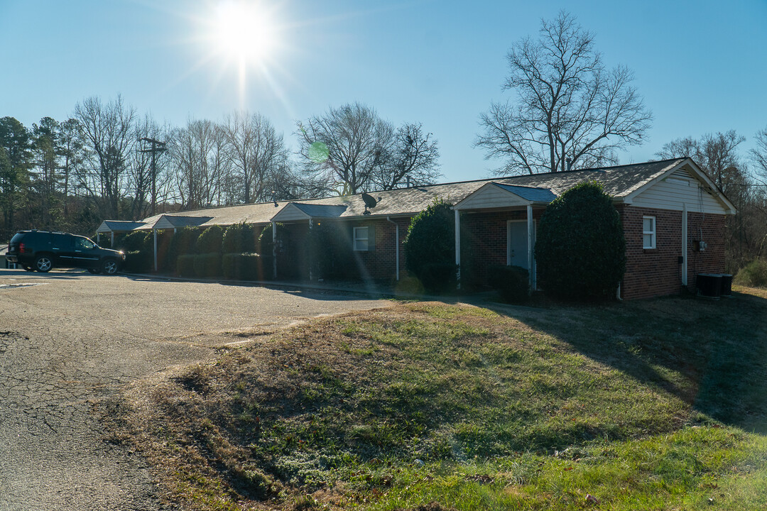 5309 Lewis Rd in Gastonia, NC - Building Photo