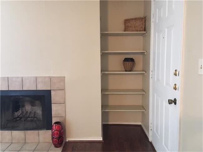 property at 2501 Gulf Fwy