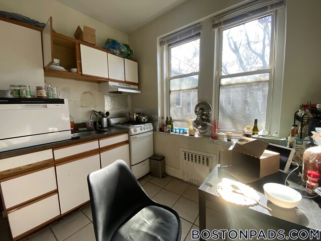 103 Gordon St in Boston, MA - Building Photo - Building Photo