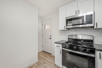 2970 Harmening Ave in Pittsburgh, PA - Building Photo - Building Photo
