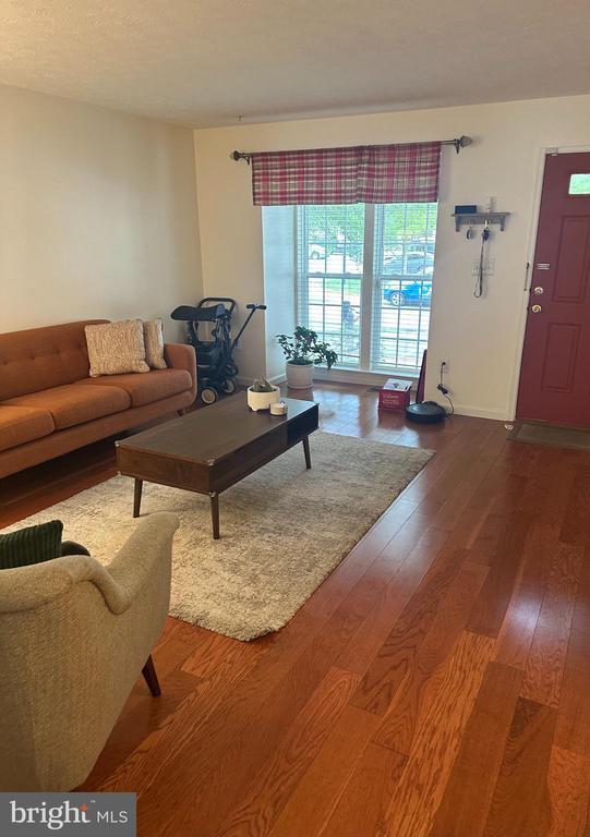 1516 Falling Brook Ct in Odenton, MD - Building Photo - Building Photo