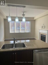 7 Vinewood Rd in Caledon, ON - Building Photo - Building Photo